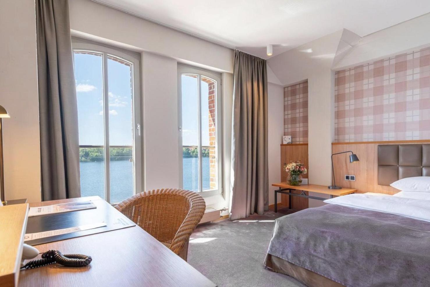 Hotel Speicher Am Ziegelsee Шверин Екстериор снимка