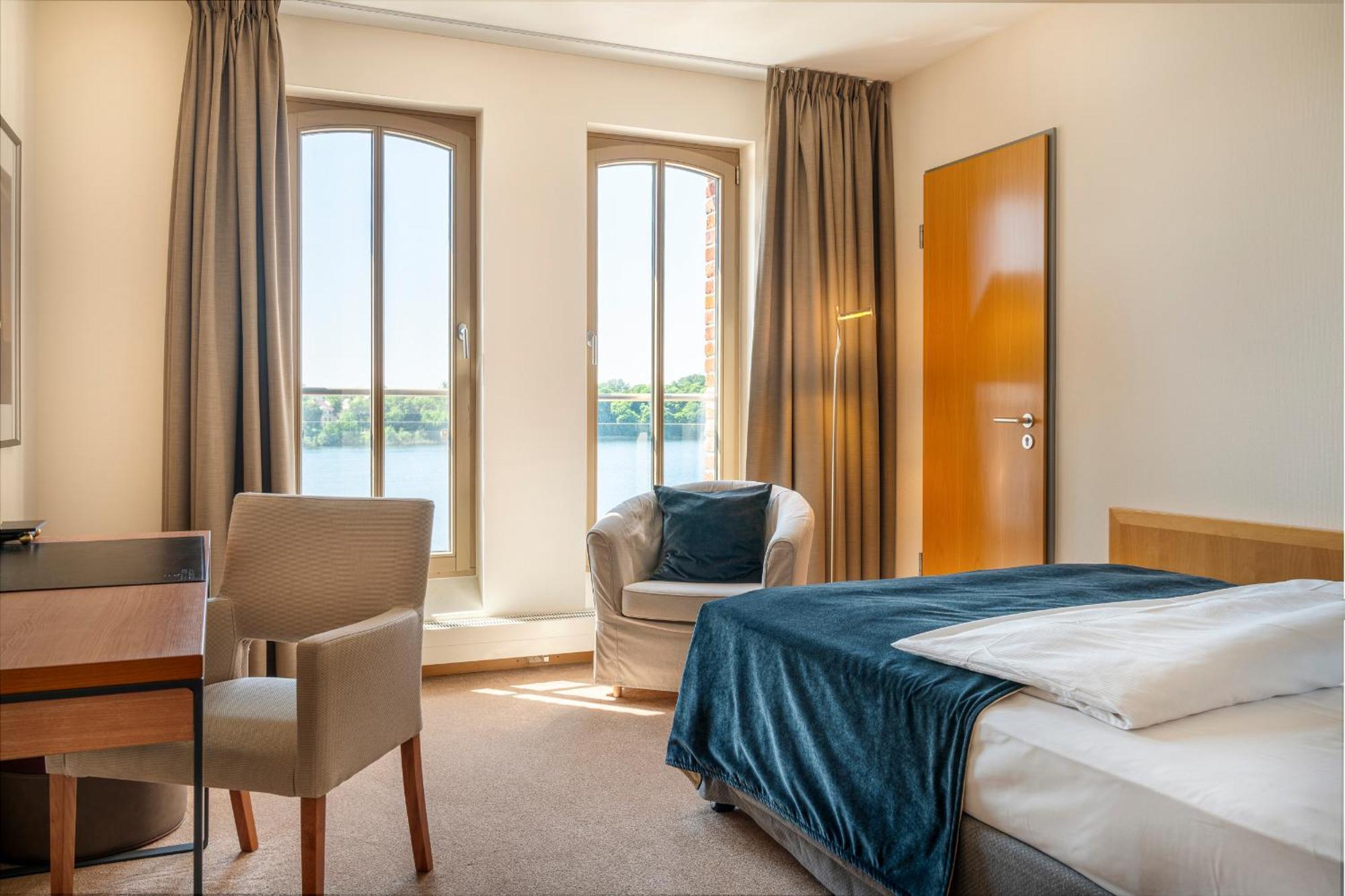 Hotel Speicher Am Ziegelsee Шверин Екстериор снимка