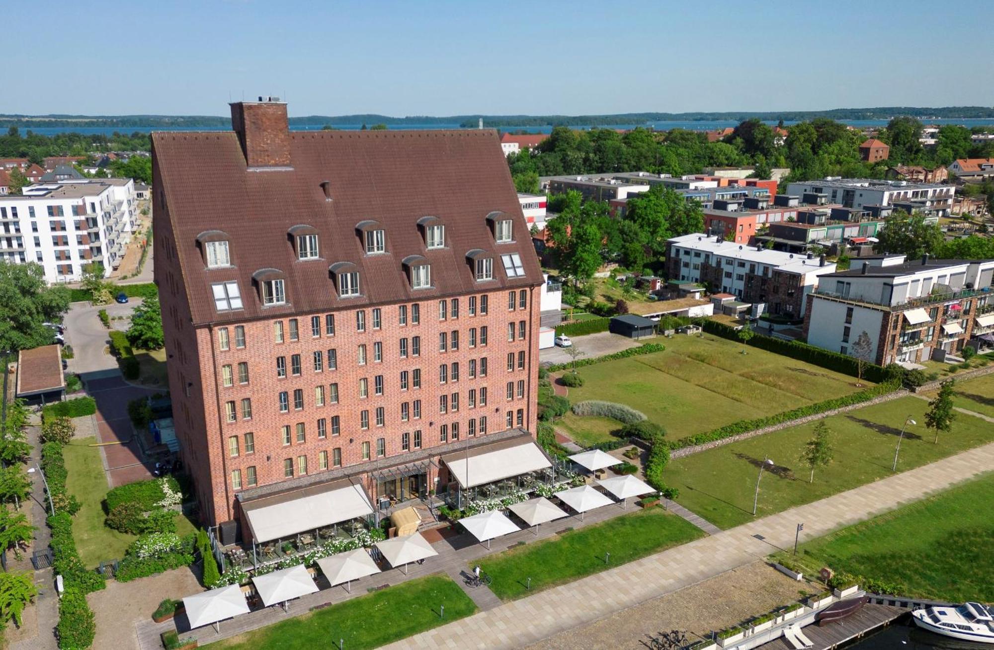 Hotel Speicher Am Ziegelsee Шверин Екстериор снимка