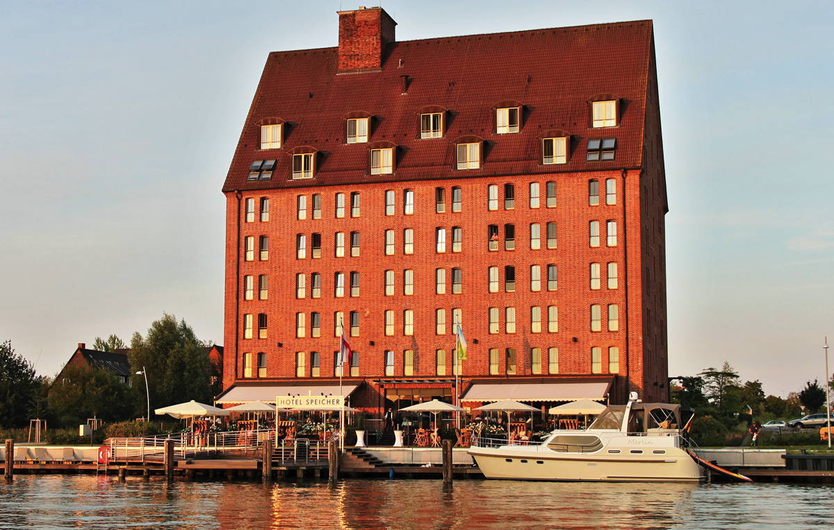 Hotel Speicher Am Ziegelsee Шверин Екстериор снимка